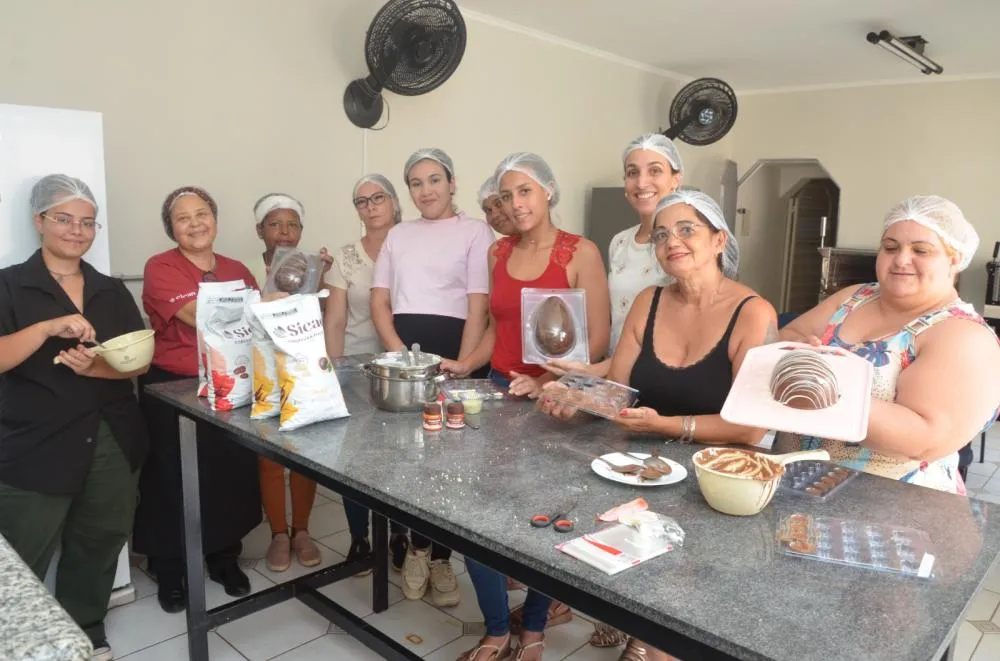 Aprenda a fazer delícias de chocolate em oficinas gratuitas de Páscoa em Franca