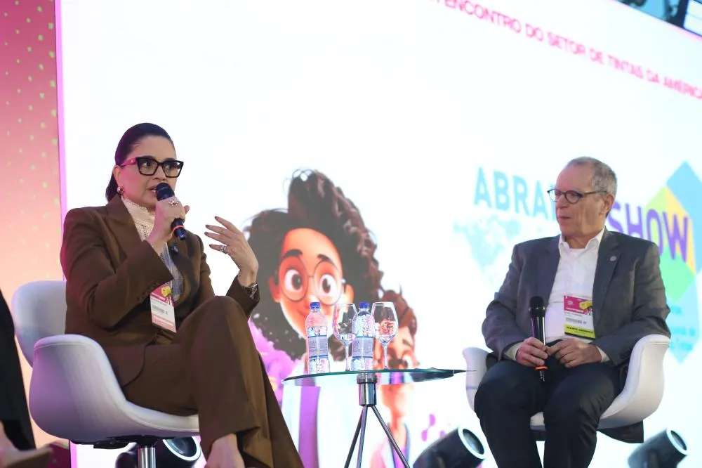  “Mulher não é mais minoria”: CEO da Brasilux fala sobre liderança no Abrafati Show