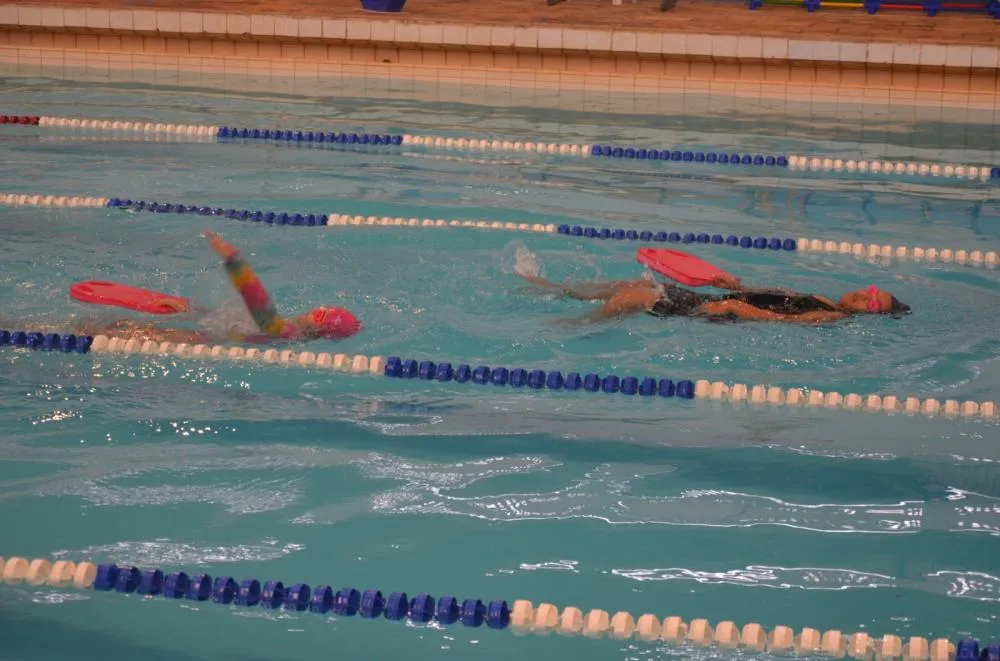 Vagas de Natação para Crianças e Adolescentes: Inscrições Abertas no Centro Aquático Francano