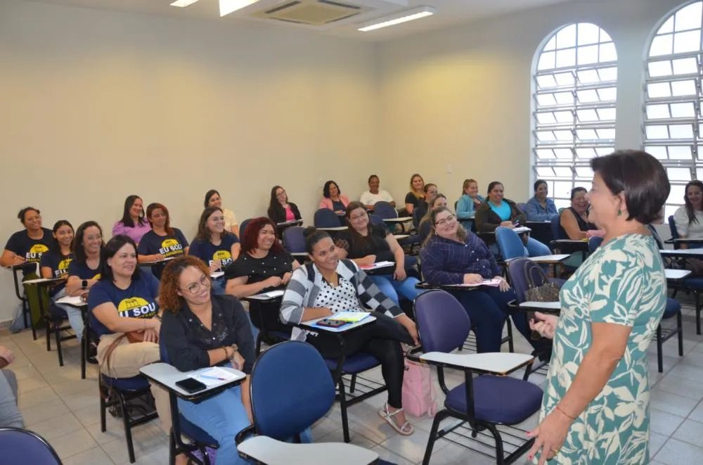 Franca Promove 1º Encontro Formativo para Profissionais de Creches