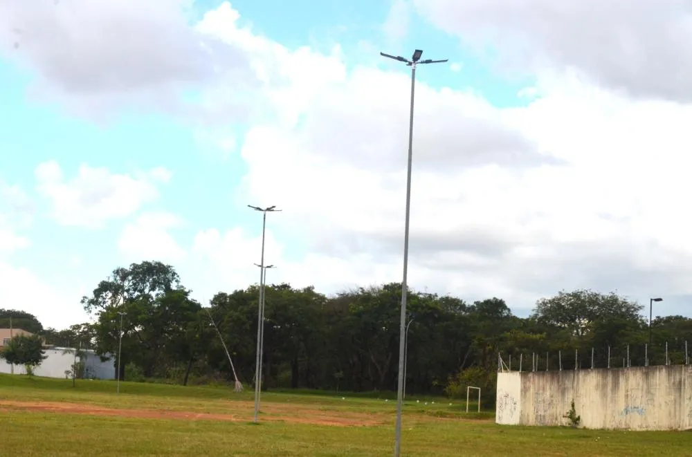 Praça no Vera Cruz 2 ganha iluminação moderna e eficiente com LED