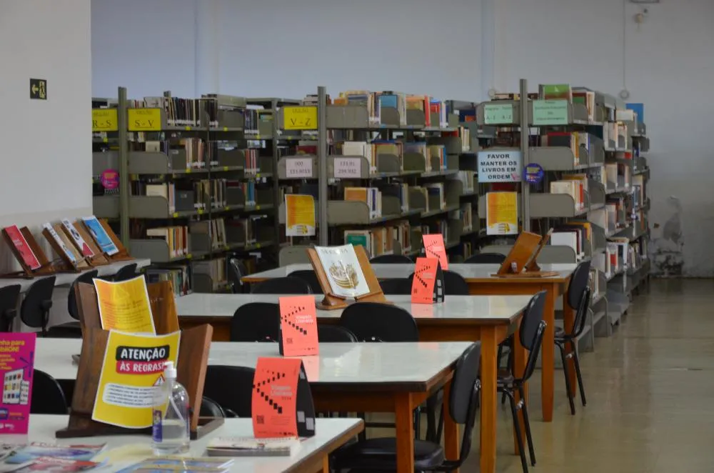 Poetisa Adélia Prado é tema da Degustação Literária