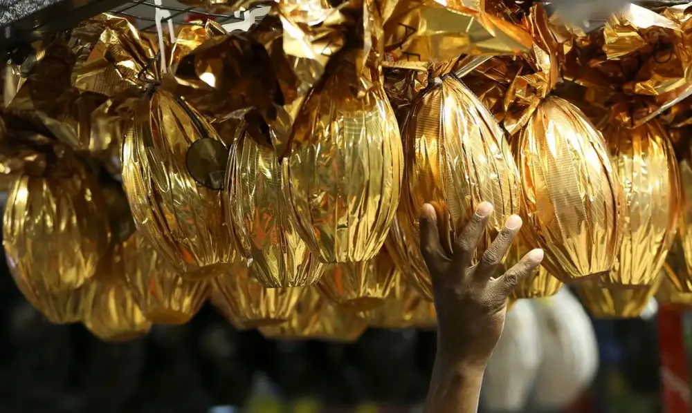 Páscoa: entenda a transição de ovos decorados para ovos de chocolate