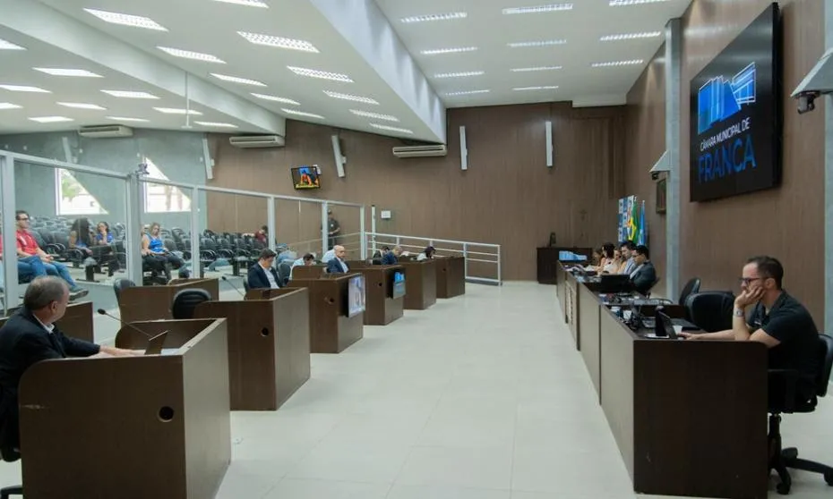 Câmara aprova crédito de R$ 1,8 milhão para obras e melhorias em bairros de Franca