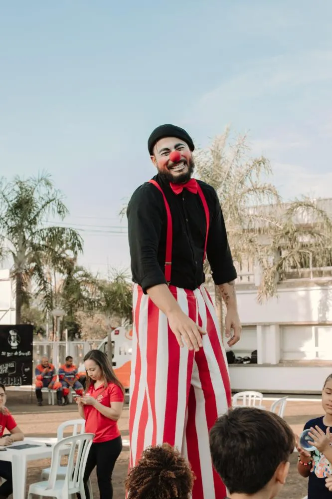 Circuito de Magia e Diversão: Poliesportivo de Franca Recebe Oficinas e Espetáculo Circense Gratuito