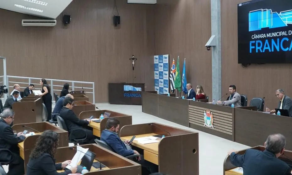 Câmara de Franca Aprova Projetos de Primeiros Socorros, Agropecuária e Direitos Educacionais