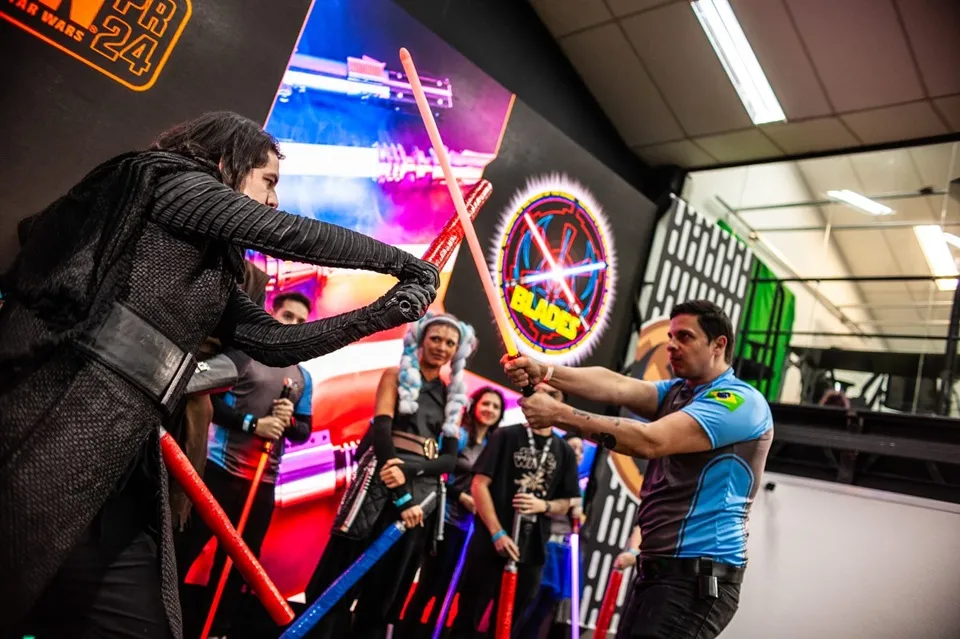 POW Festival recebe oficina de combates com sabres de luz inspirada no universo Star Wars