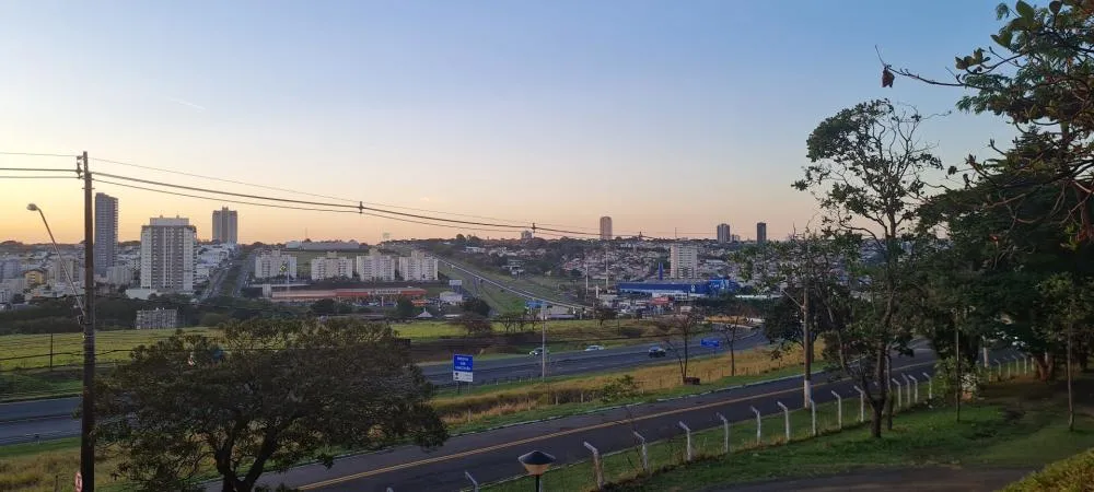 Franca (SP) tem dia nublado com chance de chuva