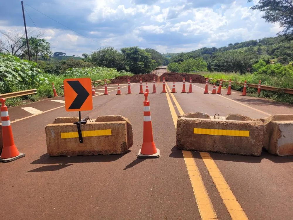 Ponte do Rio Salgado, entre São José da Bela Vista e São Joaquim da Barra, terá recuperação após licitação concluída