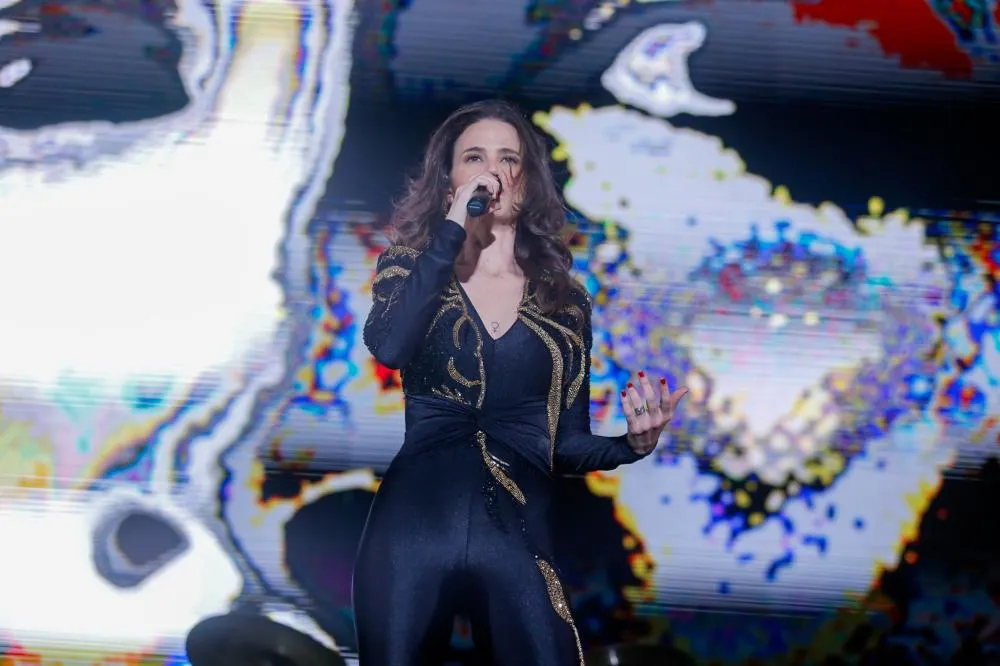 Palco Aquarela recebe suavidade de Ana Cañas