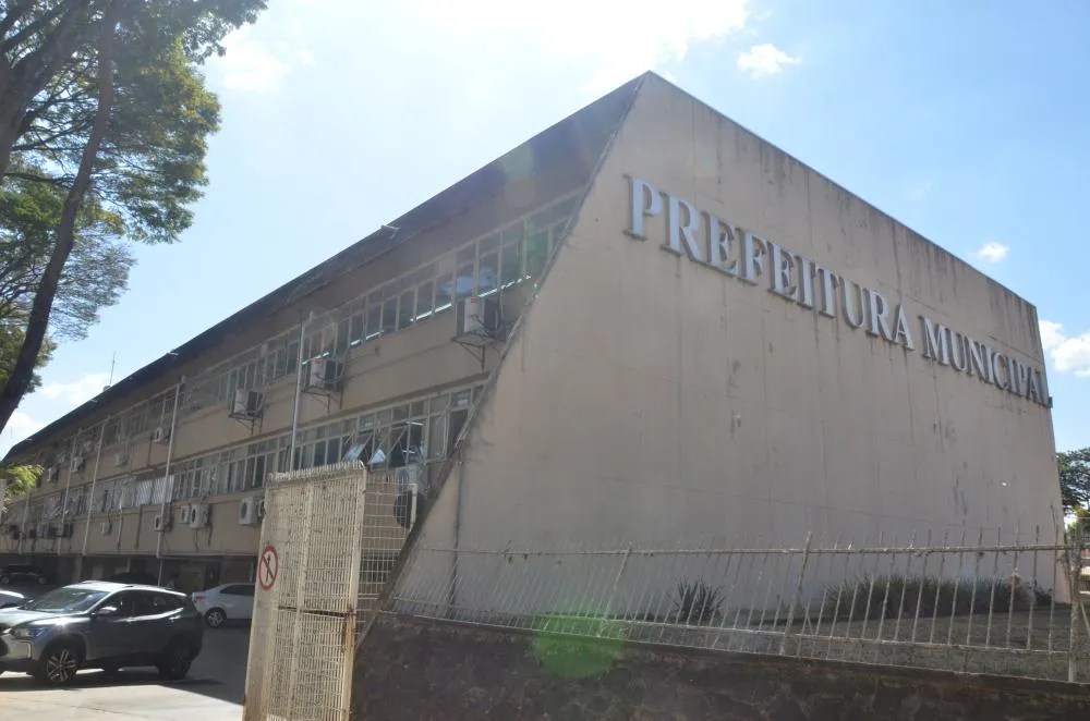 Repartições municipais de Franca terão expediente reduzido nas vésperas de Natal e Ano Novo