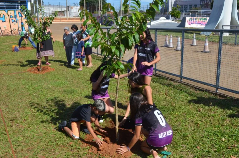 Franca amplia ações de educação ambiental e sustentabilidade ao longo de dois mil e vinte e cinco