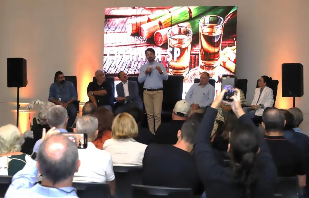 Cachaça de Itirapuã conquista prêmio em concurso estadual de qualidade
