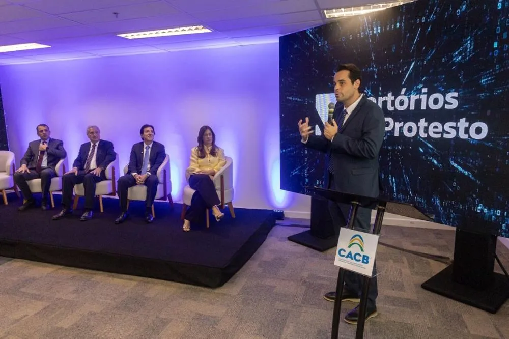 Parceria entre Associações Comerciais e Cartórios cria ferramenta nacional para ampliar segurança nas negociações
