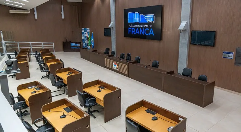 Câmara de Franca vota projetos sobre atendimento, saúde e proteção às mulheres