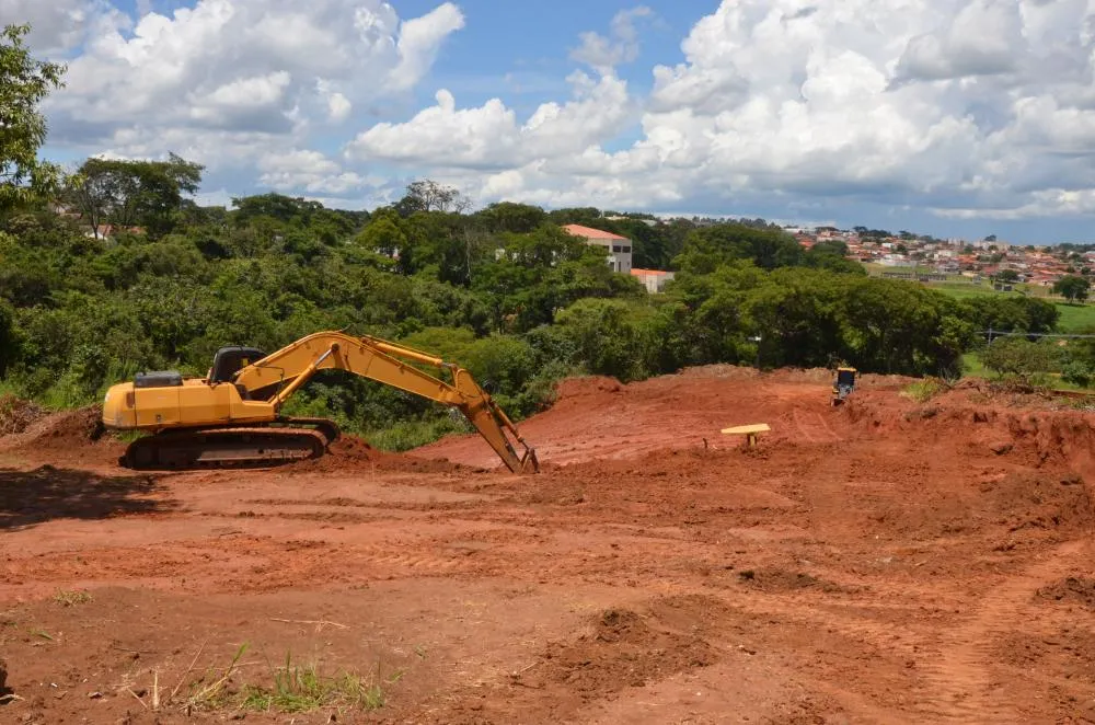 Voçoroca do Aeroporto 3 passa por obras de contenção