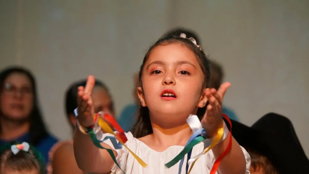 Concha Acústica se ilumina com a Magia do Natal em cantata emocionante