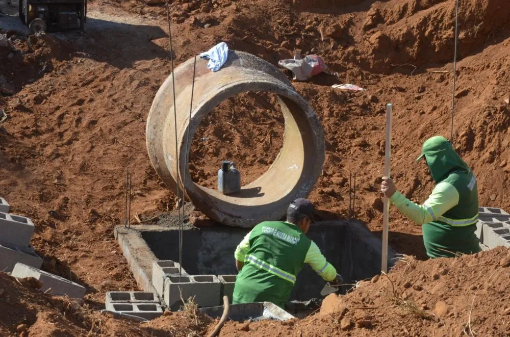 Prefeitura de Franca reforça sistema de contenção no Jardim Paineiras para evitar degradação do solo