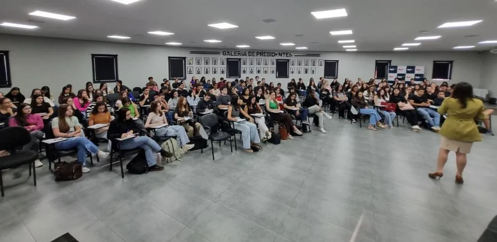 OAB Franca recebe 300 calouros da Faculdade de Direito de Franca e apresenta os pilares da advocacia