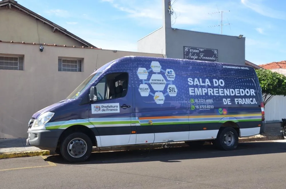 ‘Bora Crescer nos Bairros’ chega ao Centro com atendimento a empreendedores