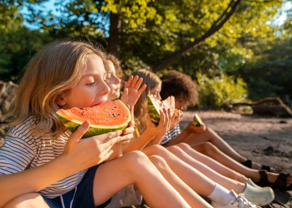 Férias sem culpa: como equilibrar diversão e alimentação das crianças