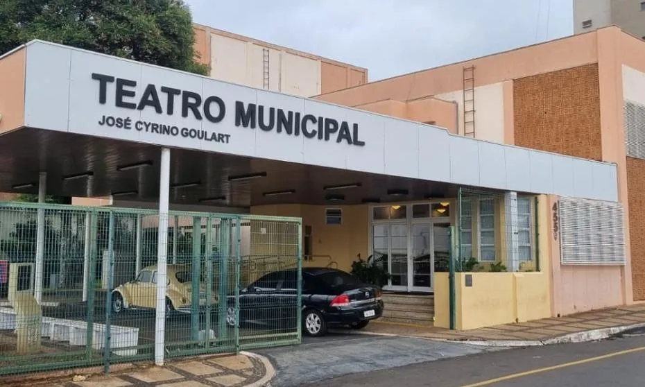 Franca tem nova gestão: Prefeito, vice e vereadores tomam posse nesta quarta