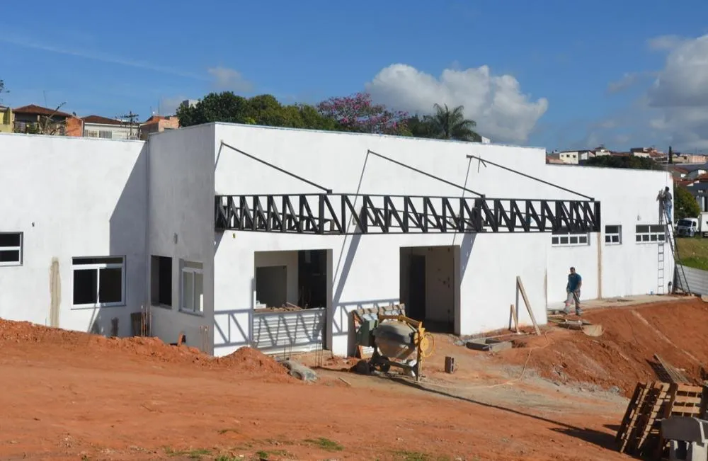Nova UBS do Jardim Palma entra na fase de pintura externa e avança para etapa de acabamentos