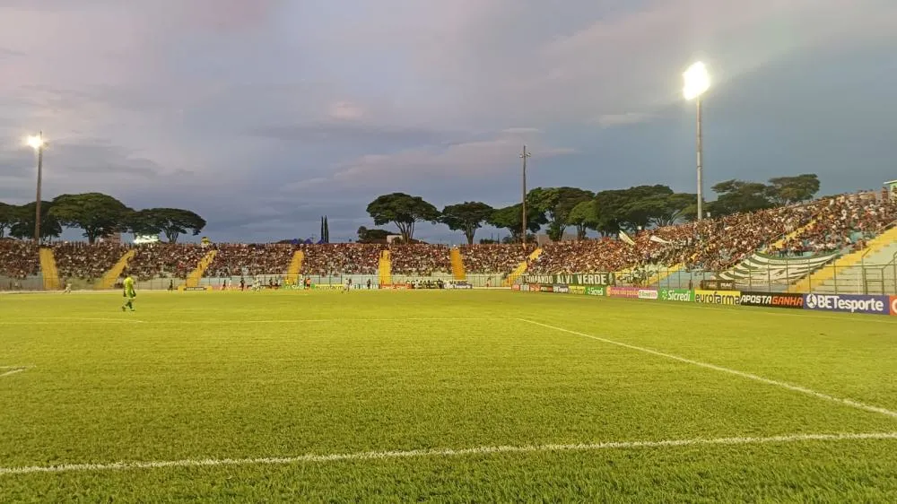 Francana busca vitória decisiva para avançar na Copinha