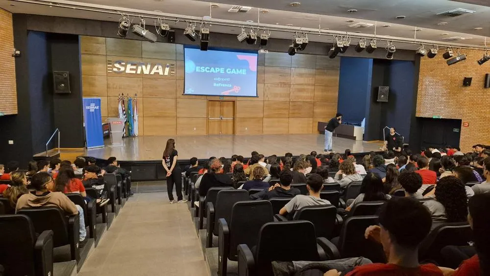 Jornada Jovem Empreendedora reúne mais de 450 jovens em Franca para desenvolver soluções