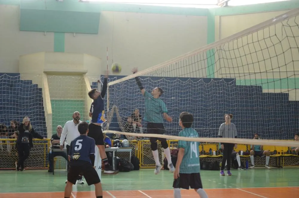 Inscrições para campeonatos de vôlei e futsal em Franca terminam nesta sexta-feira, dia 16