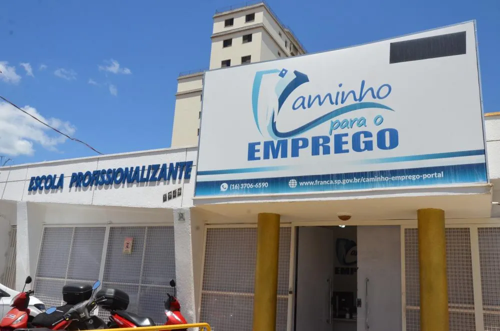 Caminho para o emprego abre 143 vagas em cursos gratuitos de qualificação profissional