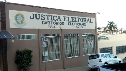 Jovem eleitor: estudantes podem tirar o título nas férias e garantir direito ao voto