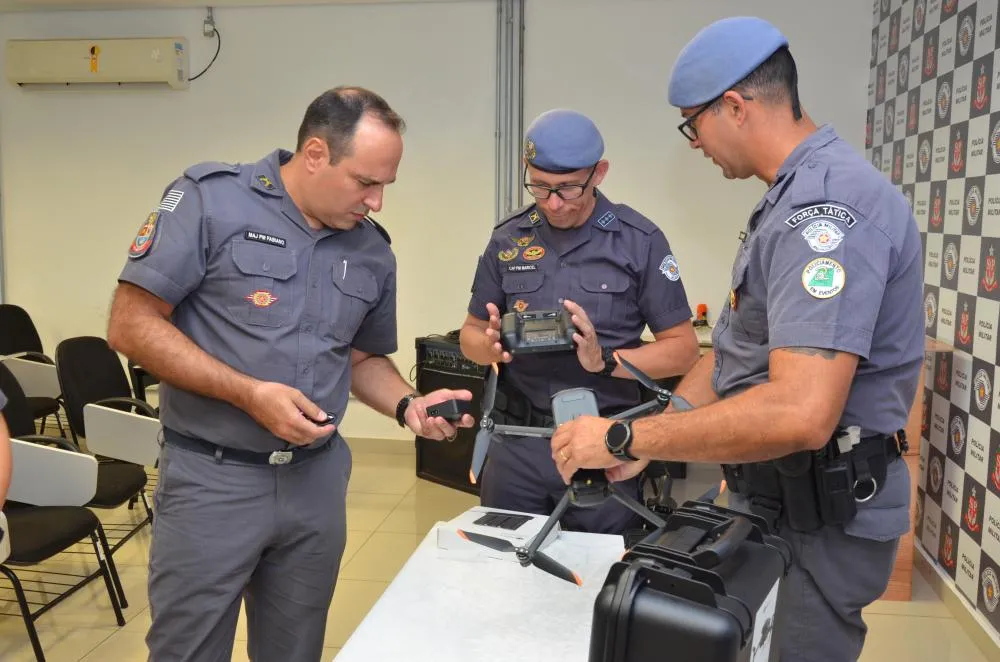 Prefeitura de Franca investe em segurança pública com a entrega de drone à Polícia Militar