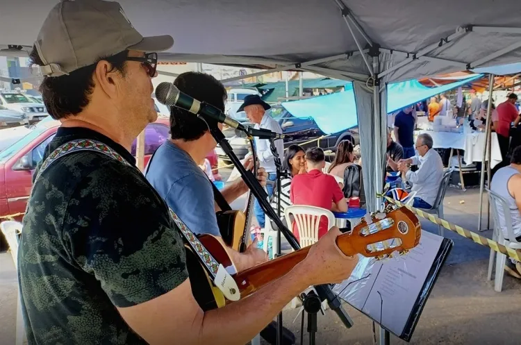 Música para todos: Paulo Gimenes abre fim de semana musical com o projeto 'Música ao Alcance de Todos'