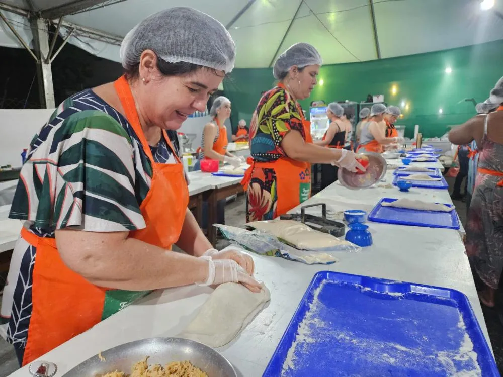 Fogazza: o sabor que virou símbolo da Festa di San Gennaro da APAE Franca