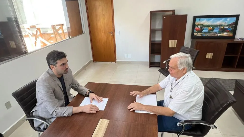 Câmara e Colégio Agrícola se reúnem para discutir pavimentação de ruas de acesso à escola