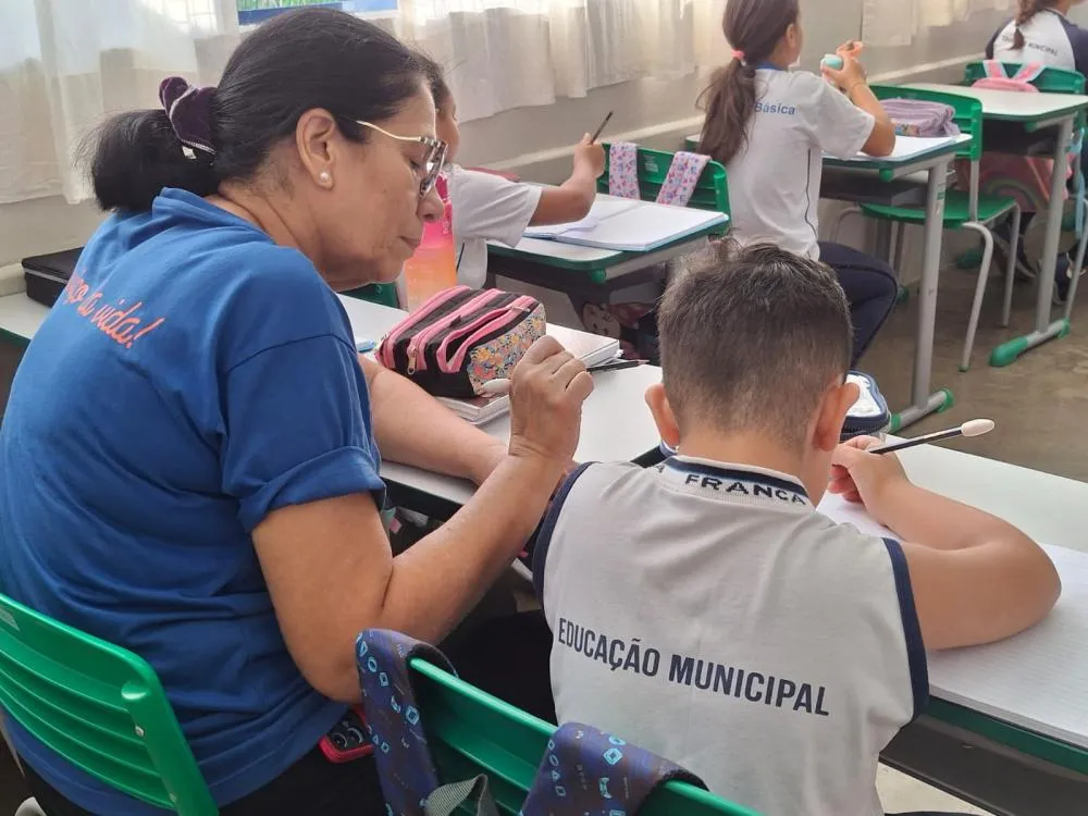 Franca amplia inclusão na educação com contratação de 110 professores de apoio