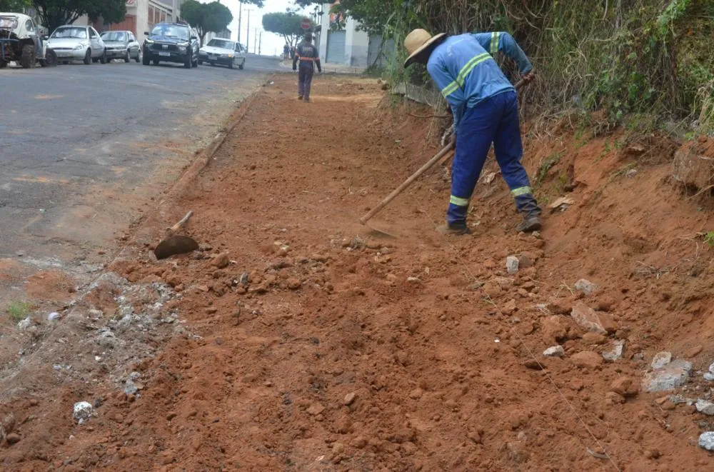 Programa 'Calçada Segura' chega ao bairro Santa Terezinha em Franca