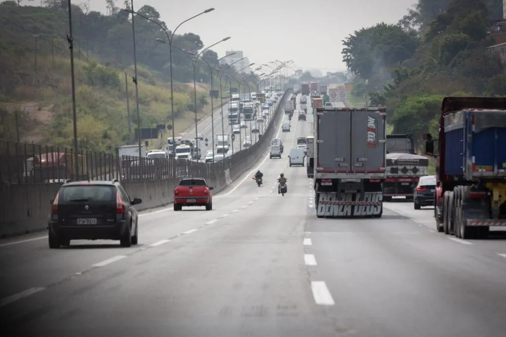 Mais de 4,4 milhões de veículos são esperados nas rodovias concedidas de SP no Carnaval