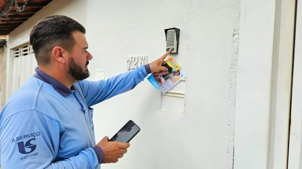 Sabesp realiza visitas domiciliares para auxiliar moradores no cadastro para a Tarifa Social