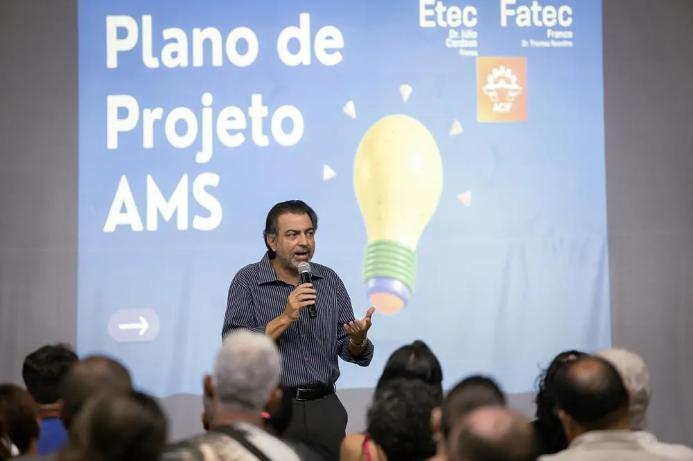 Ensino Médio, Técnico e Superior em 5 anos, sem custos: Programa AMS terá 2ª turma