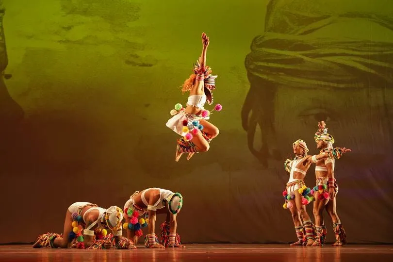 Balé Folclórico da Bahia celebra 37 anos em apresentação no Sesc Franca