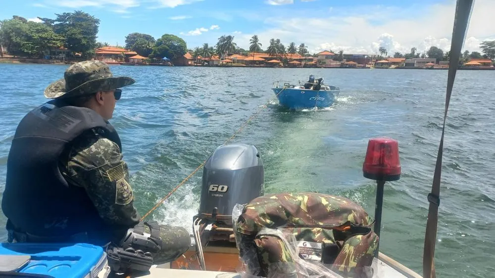 Polícia Militar Ambiental realiza resgate náutico durante Operação Carnaval 2025 em Miguelópolis