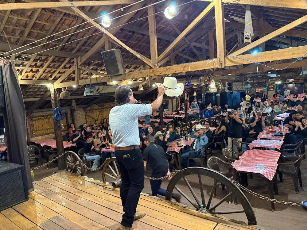 Franca Rodeo Music promove lançamento e apresenta a rainha do evento